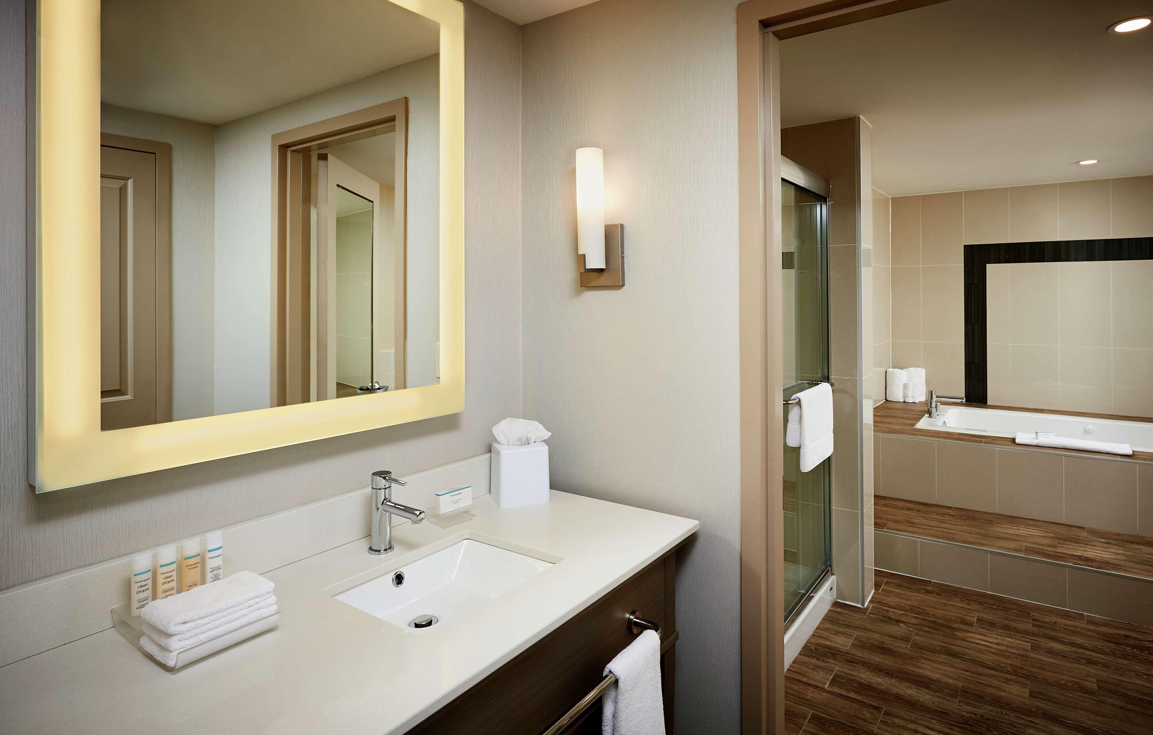 Homewood Suites By Hilton North Bay Kültér fotó